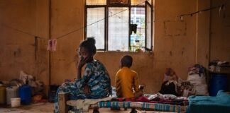 Diez países y 26 millones de personas desplazadas están fuera del foco de la asistencia humanitaria | Internacional
