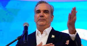 ABINADER NIEGA GUERRA EN EL PRM