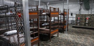 Una vez más ‘Alligator Alcatraz’: denuncias de insalubridad con seis hospitalizados
