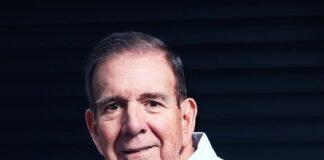 Edmundo González habla de Venezuela, su relación con Sánchez y su futuro como candidato | El PAÍS Exprés