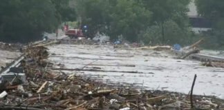 EE. UU.: Inundaciones repentinas causan al menos seis muertos en Texas