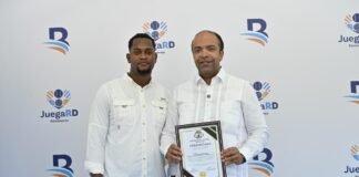 Juega RD: Banreservas reconstruye dos canchas en Samaná