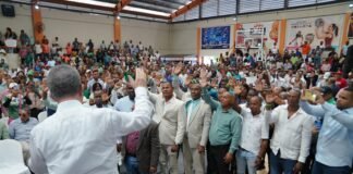 LEONEL FERNANDEZ CAPITALIZA DESCONTENTO POLÍTICO EN SAN CRISTOBAL