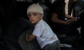 UNA PLEGARIA POR NIÑOS PALESTINOS EN BATH, INGLATERRA