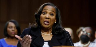 Trump despide a Lisa Cook, una gobernadora de la Reserva Federal
