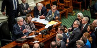 Senado de Texas aprueba nuevo mapa electoral para consolidar poder de Trump en el congreso