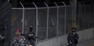 Liberan a 13 presos políticos en Venezuela, entre ellos tres exalcaldes y dos ciudadanos italianos