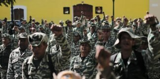 Venezuela refuerza su presencia militar en la frontera con Colombia