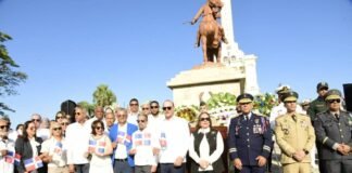 Autoridades conmemoran em Santiago el 162 aniversario de la Restauración de la República