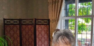 Voz de Orquídea participa en el Encuentro de la Cerepoética