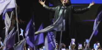 Milei se juega la fuerza de su liderazgo en elecciones legislativas de medio término en Buenos Aires