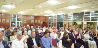 El poeta y ensayista José Mármol analiza los desafíos de la identidad en tiempos de posmodernidad
