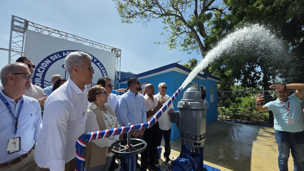 Coraasan inaugura Estación de Bombeo Cerro Alto y redes de agua potable ...