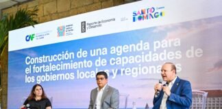Alcalde de Santiago ve clave la descentralización y autonomía fiscal como motor del desarrollo municipal