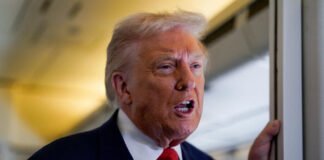 Trump niega que esté considerando ordenar ataques dentro de territorio venezolano