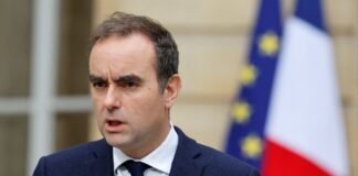 PRIMER MINISTRO LECORNU CONTRA LAS CUERDAS…PERO AGUANTA