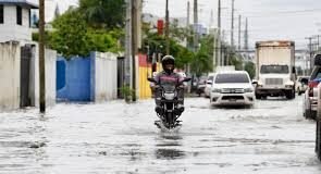 MELISSA: LA TORMENTA QUE SE NIEGA A MOVERSE