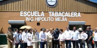 Inauguran en Villa González la Escuela Tabacalera Hipólito Mejía