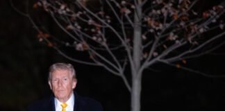 Trump insinúa un movimiento sobre Venezuela "para frenar el flujo de drogas", sin dar detalles
