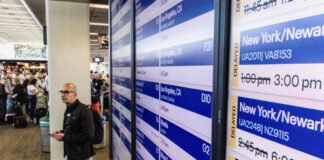 Más de mil vuelos cancelados en EE. UU. en el primer día de restricciones aéreas por el 'shutdown'