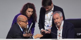 COP30 sella un acuerdo de adaptación y financiación, pero deja fuera a los combustibles fósiles