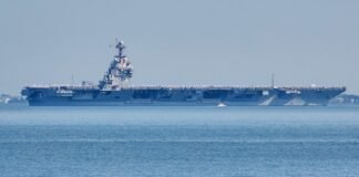 El mayor portaaviones estadounidense llega a aguas del Caribe y eleva la tensión con Venezuela | Internacional
