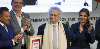 Premio a Amin Maalouf y Barcelona como invitada marcan el inicio de la FIL de Guadalajara