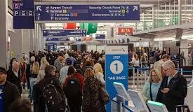 EE.UU.: MAS DE 2000 VUELOS CANCELADOS EN UN SOLO DIA