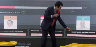 Honduras: Nasralla conserva leve ventaja sobre Asfura; países de la región llaman a respetar la "voluntad popular"