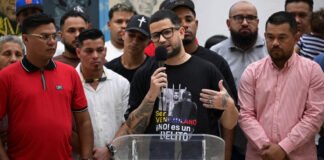 Venezolanos enviados al CECOT piden garantías para impugnar su deportación de EE. UU.
