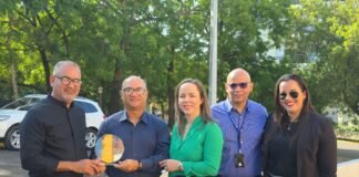 Moradores de La Trinitaria reconocen al director general de Coraasan por su gestión al frente de la institución