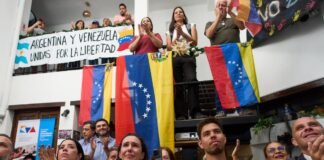El viaje que lo cambia todo: Venezuela se enfrenta ahora a la incógnita del regreso de María Corina