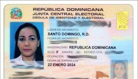 LA NUEVA CÉDULA DOMINICANA: EL PODER DEL PLÁSTICO