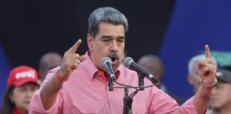 "Cuidadito le toca un pelo a un venezolano": Maduro a Kast, quien promete una dura política migratoria