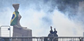 Se cumplen tres años del intento de golpe en Brasil, con Bolsonaro preso y unas elecciones por delante