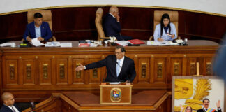 Venezuela avanza para abrir su sector petrolero a inversores privados como exige Trump