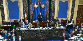 El Senado de EE. UU. vota este miércoles sobre limitar a Trump poderes de guerra en Venezuela