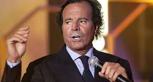 EL «OTOÑO DEL PATRIARCA» SE VUELVE TORMENTOSO