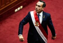 ¿Cuál es el origen de la crisis política en Perú?