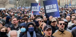 Marcha con saludos nazis en Lyon por la muerte a golpes de un joven ultraderechista | Internacional