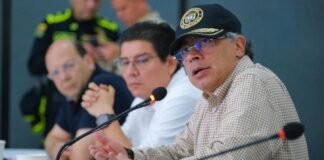"Escapando de que me maten": Petro denuncia plan de atentado cuando viajaba en helicóptero
