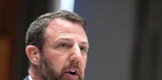 El futuro de FEMA está en juego bajo el liderazgo de Markwayne Mullin