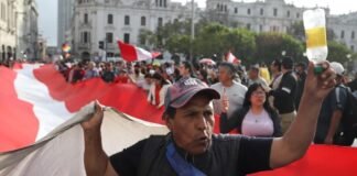 Con una crisis que no cesa, Perú encara sus presidenciales con récord de candidatos y fragmentación