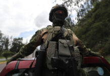 Quito y Washington lanzan operaciones contra "narcoterroristas" en Ecuador