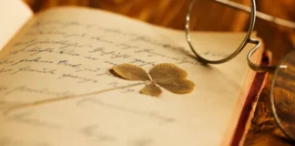 Cerepoetas se expresan en el Dia Mundial de la Poesía