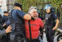 POLICIA LANZA GAS PIMIENTA CONTRA PERIODISTAS