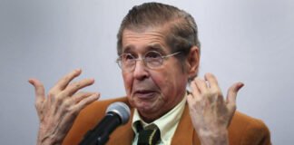 Muere el escritor peruano Alfredo Bryce Echenique a los 87 años