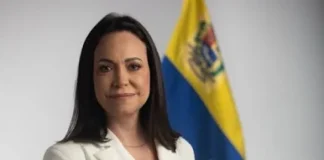 EL GRAN REGRESO EN PLENO VOLCÁN POLÍTICO