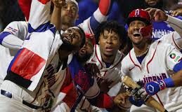 DOMINICANA VENCE A NICARAGUA EN INICIO CLASICO BEISBOL