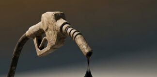 EL FRENAZO DE TRUMP EN EL «ESTRECHO DEL INFIERNO»